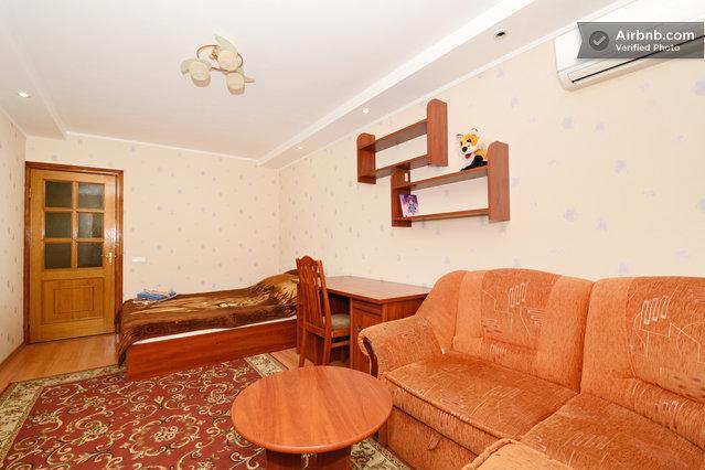Obolonskiy Prospekt Apartments 9 Kyiv Exterior photo